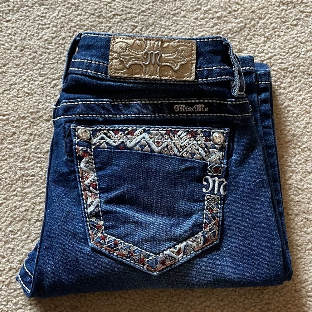 Miss Me Signature Skinny Jeans